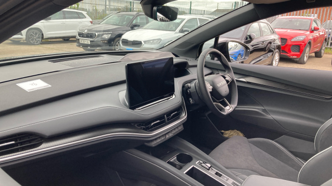 Skoda Enyaq 210kW 85x Sportline 82kWh 4x4 5dr Auto [Maxx] Electric Estate - Image 2